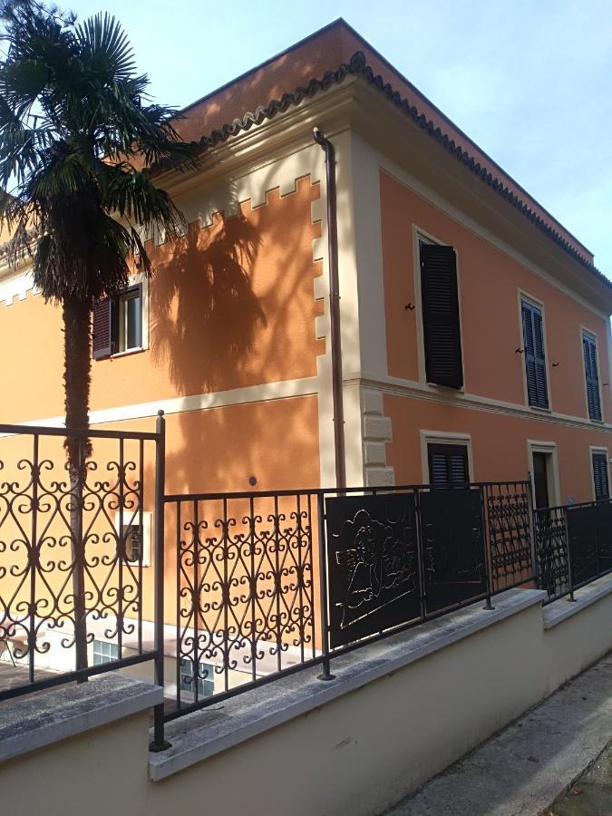 Villino Chelidonia Subiaco Bed and Breakfast Buitenkant foto