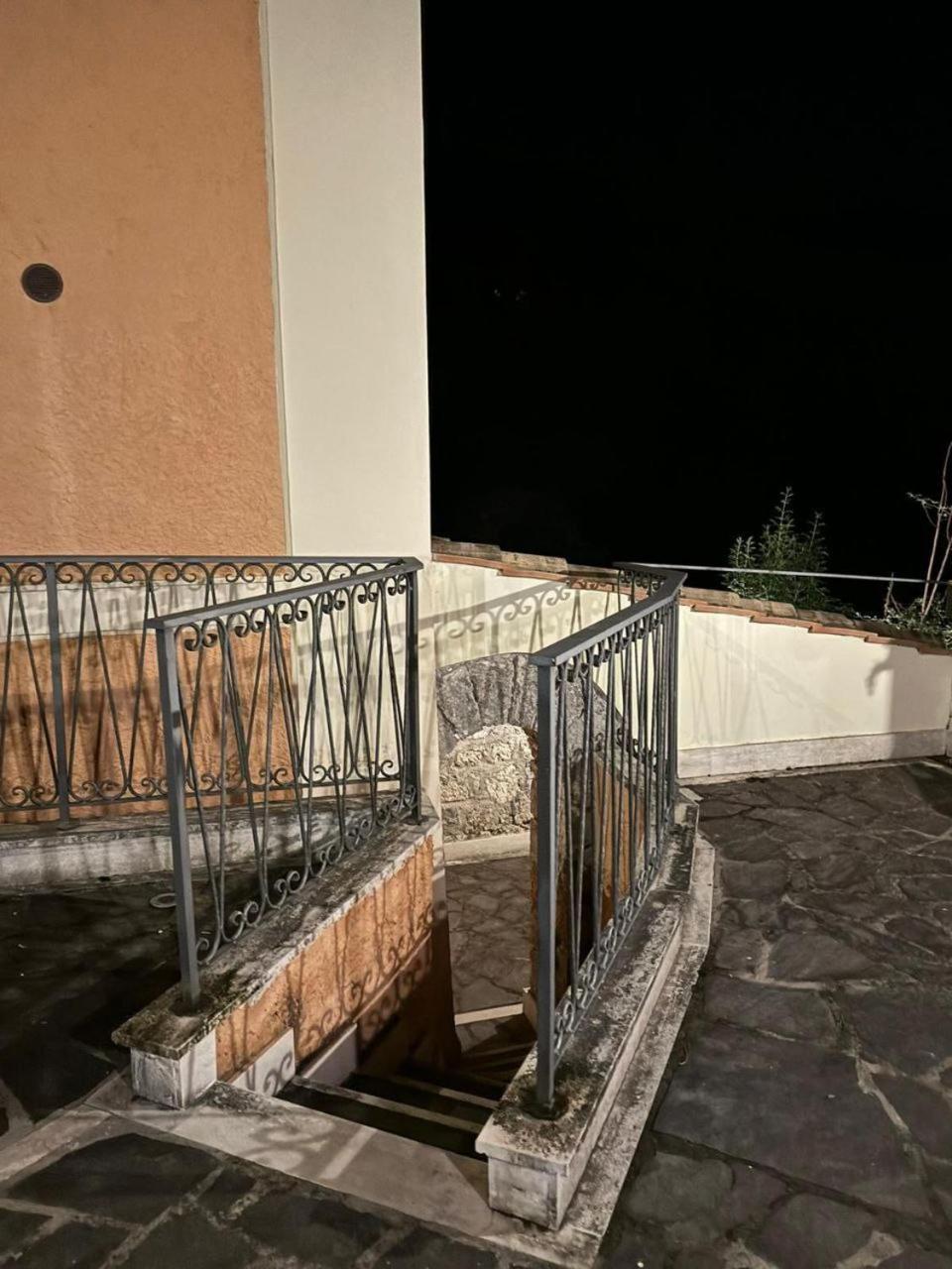 Villino Chelidonia Subiaco Bed and Breakfast Buitenkant foto