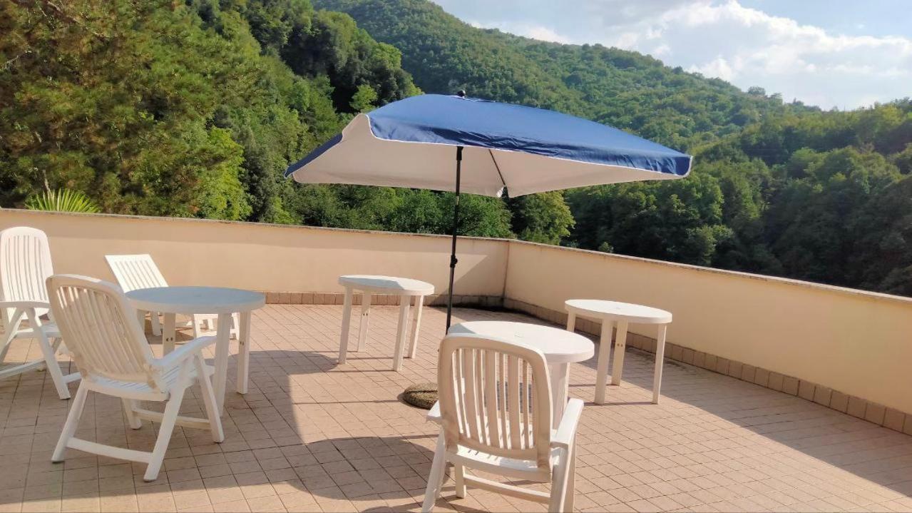 Villino Chelidonia Subiaco Bed and Breakfast Buitenkant foto